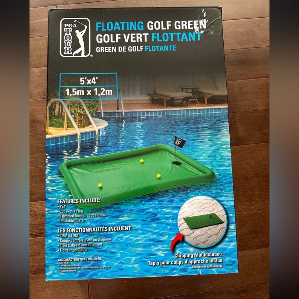 PGA TOUR Floating golf green practice